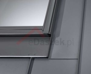 Kołnierz VELUX do okna dachowego EDQ do pokryć  płaskich typu blacha na rąbek wysokość 25-40mm