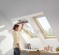 okno-dachowe-velux-gll1061-uchwyt.jpg