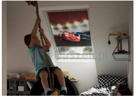 ROLETA-WEWNETRZNA-VELUX-DKL-DISNEY-ZDJECIE-CARS-PIXAR-ZIG-ZAG.png